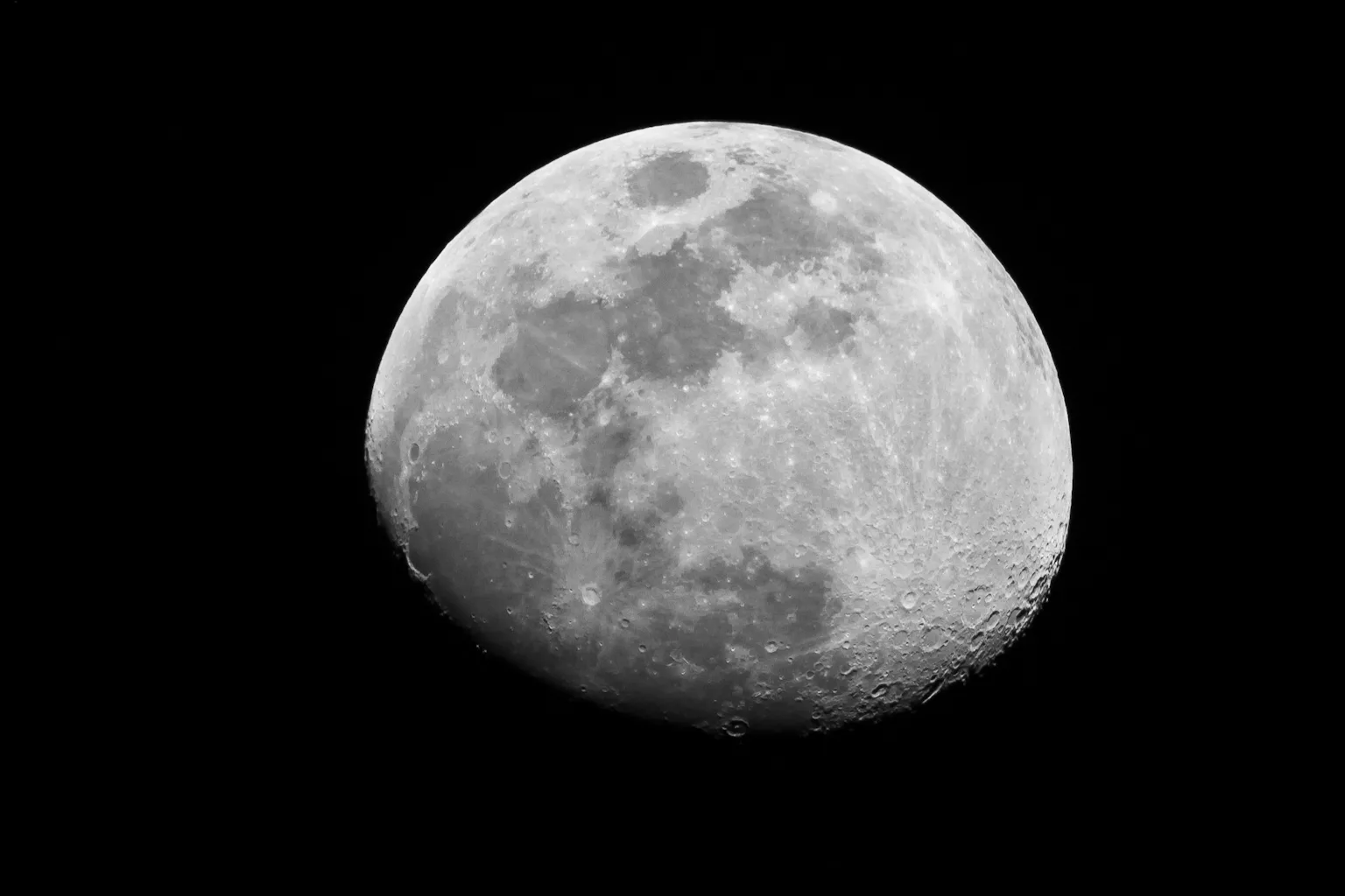 Why the Moon is such a cratered place