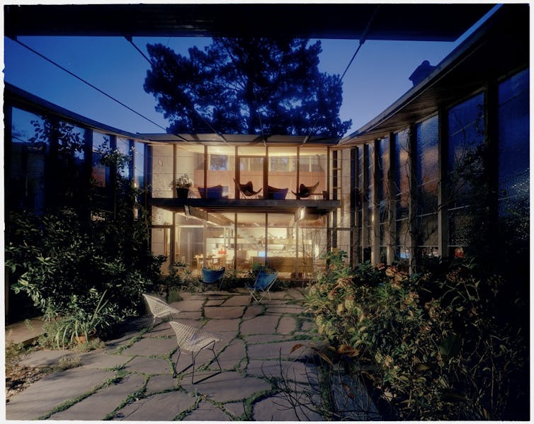 Boyd House windows