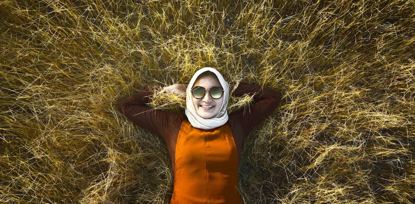 Apakah perempuan berjilbab berisiko kurang vitamin d? Riset tunjukkan ada banyak penyebabnya