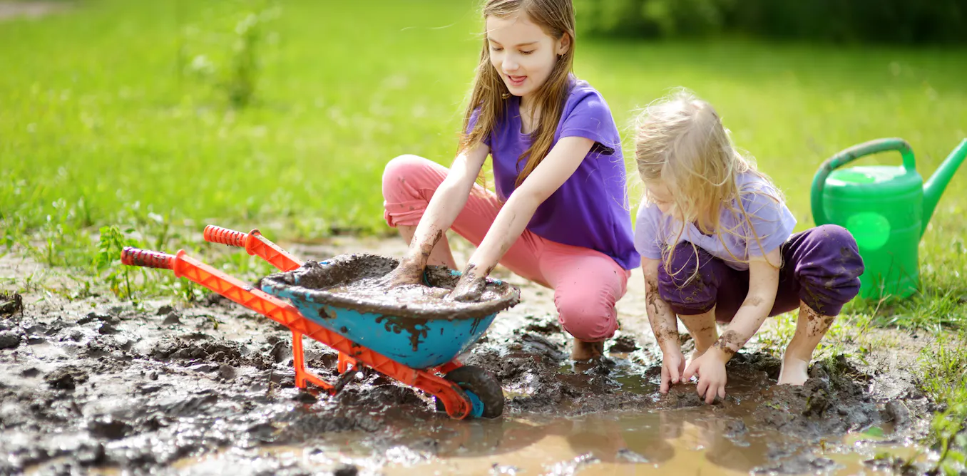 Lightbridge Academy Turns Mud Into a Classroom Tool