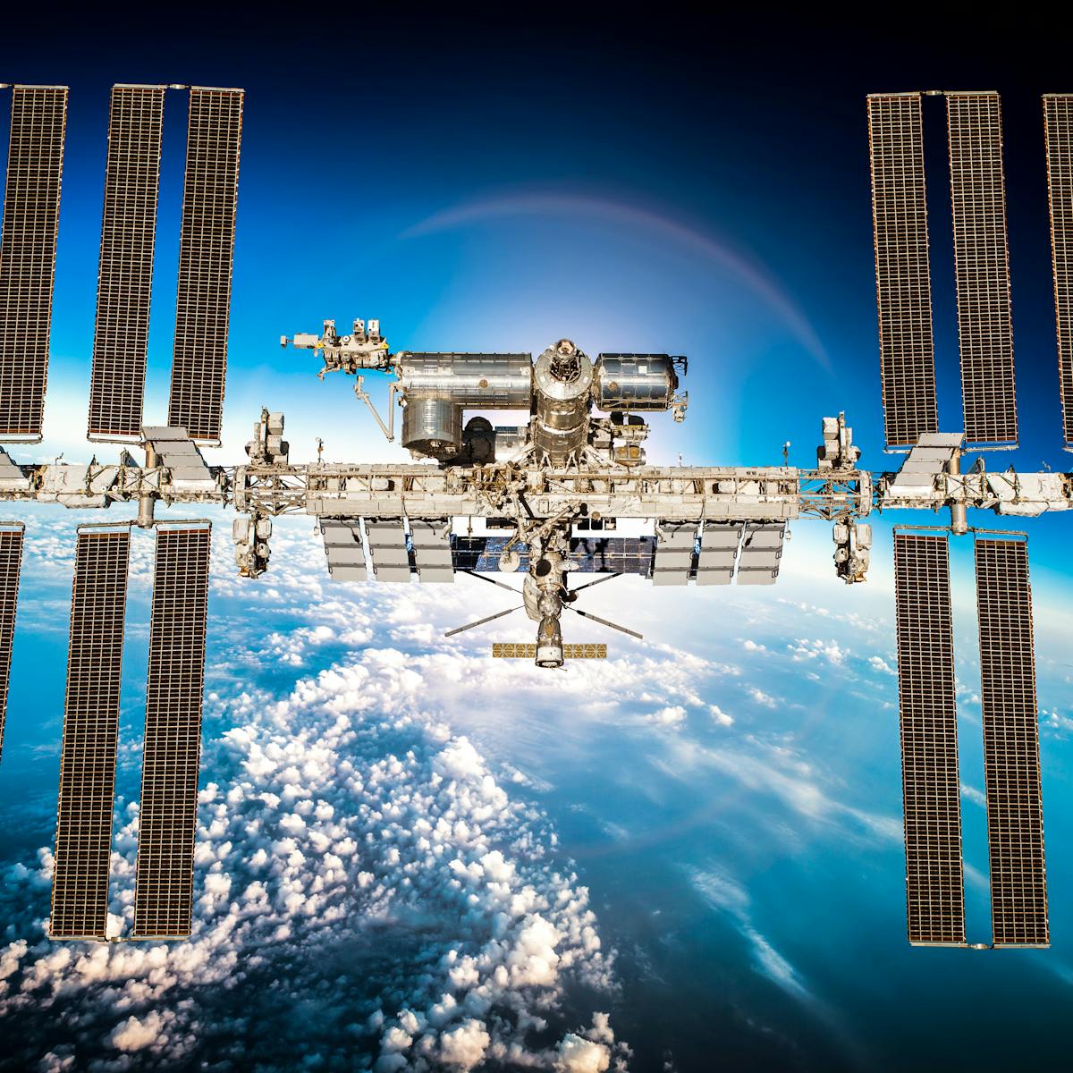 Curious Kids How Big Is The International Space Station