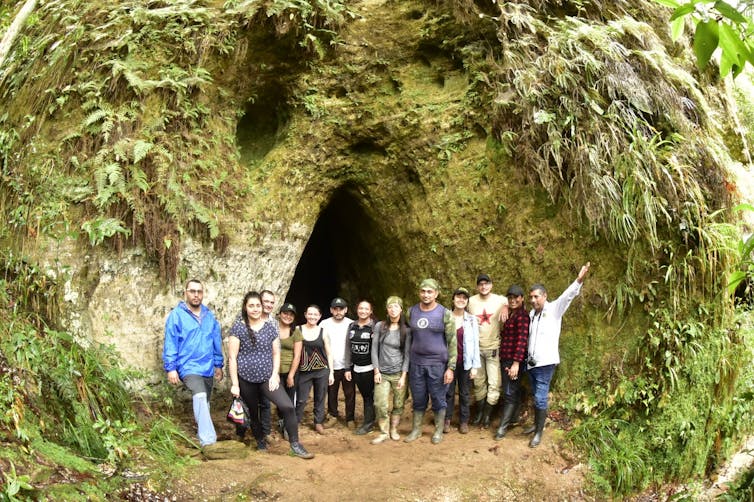 helping former Colombian guerrilla fighters to become citizen scientists