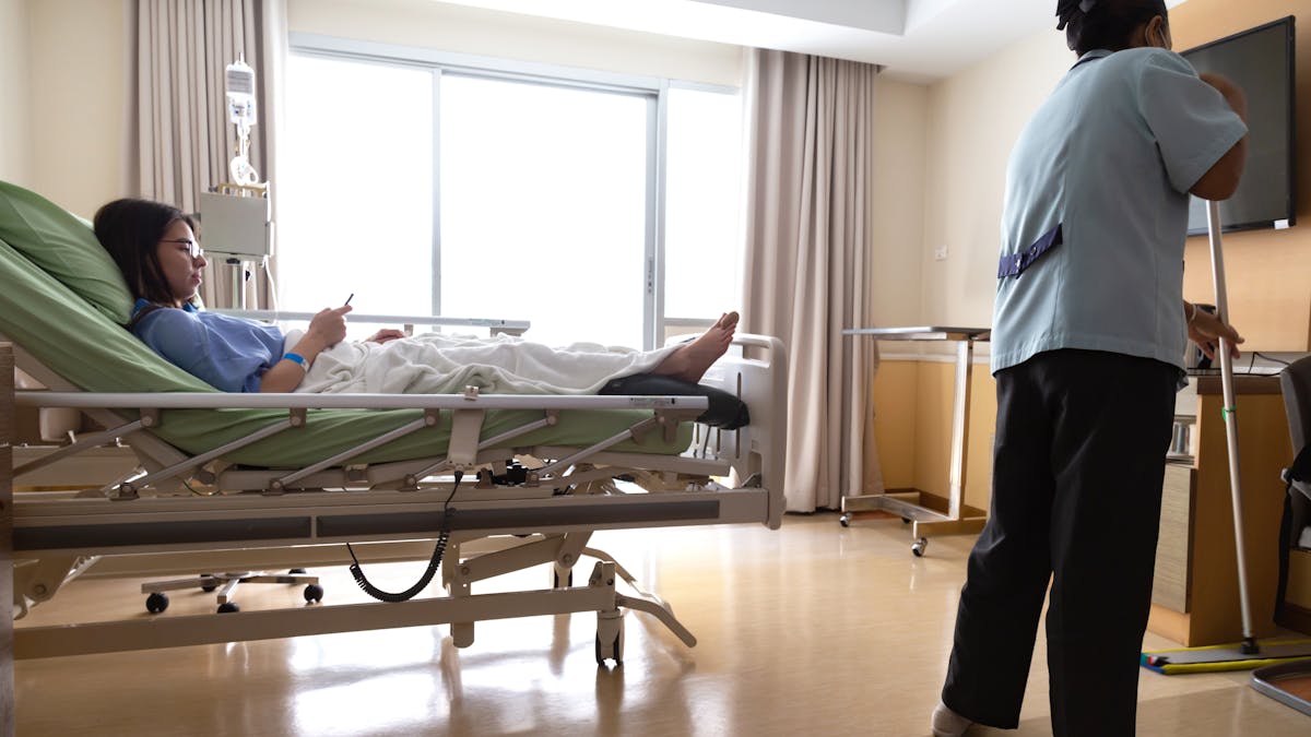 How Clean Is Your Hospital Room To Reduce The Spread Of