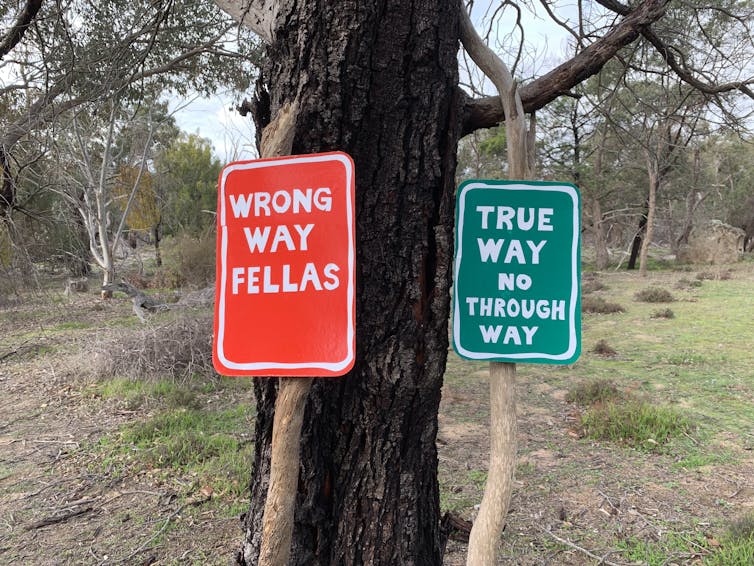 Djab Wurrung protest signs