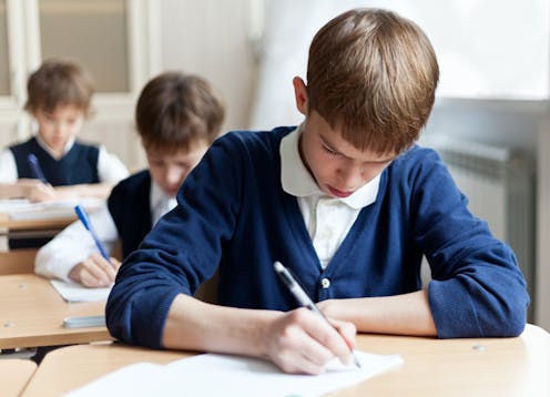 NAPLAN results show Year 3 students perform better than Year 9 in writing, and it's a worrying trend