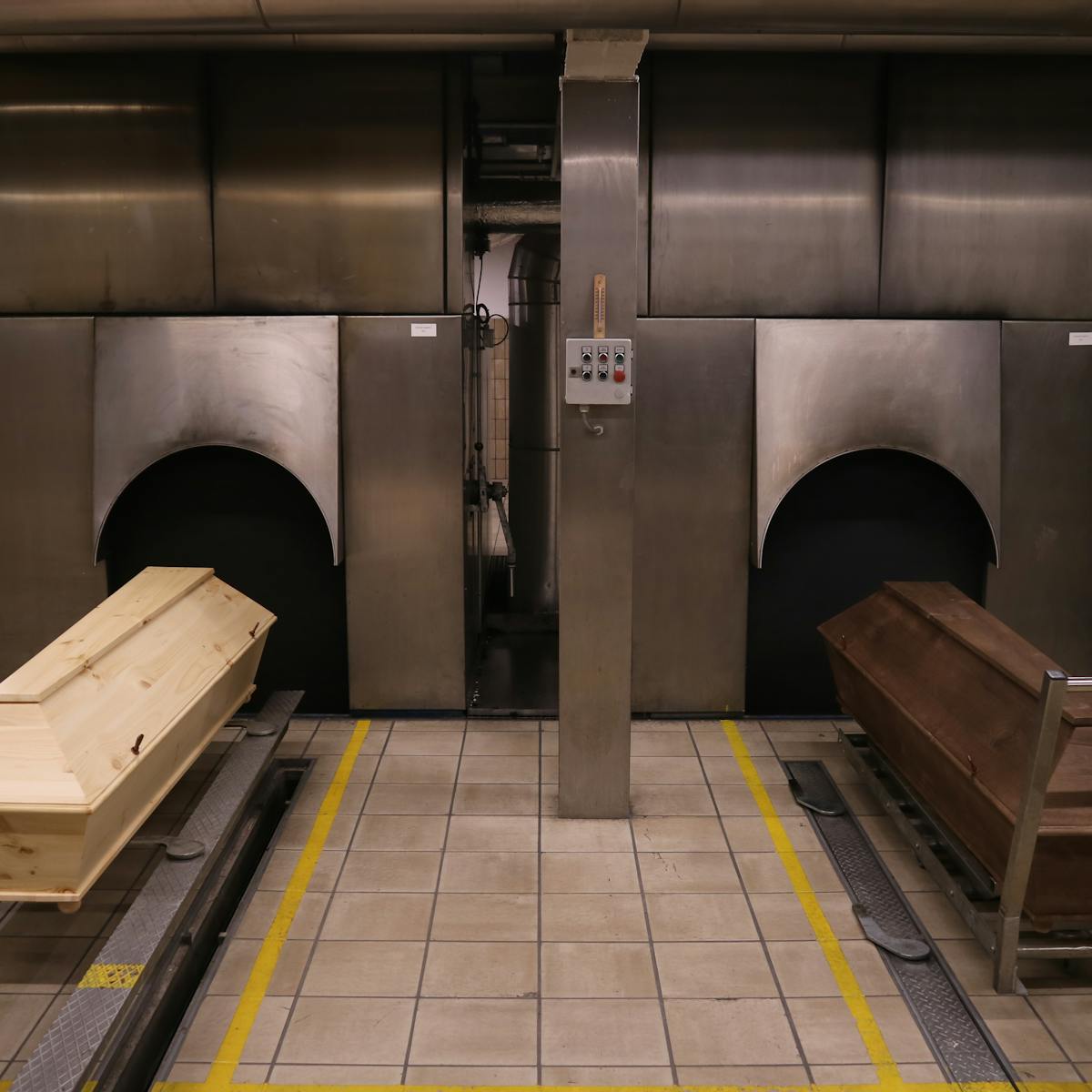 Funerals Of The Future Sweden Sees Sharp Rise In Burials Without