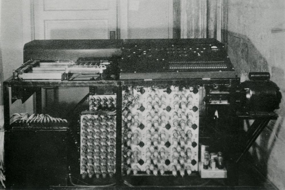 The First Computer Ever Made In The World