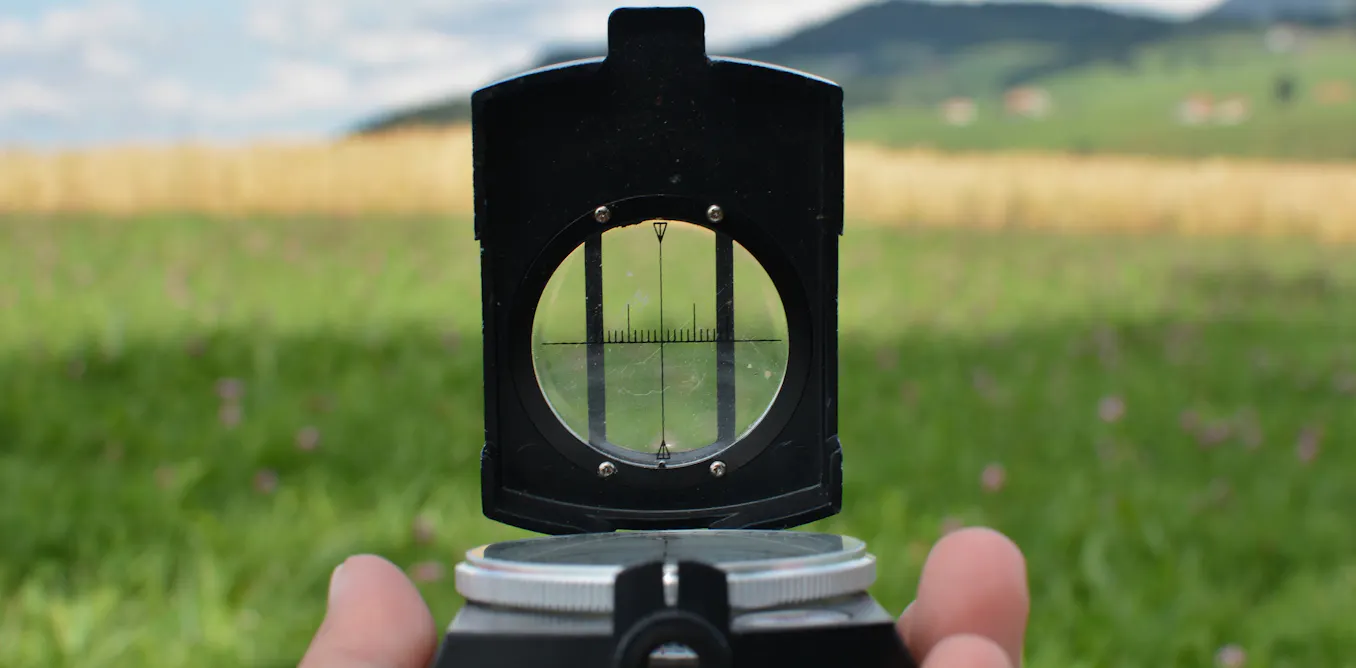 North Pointer Example Explainer: what happens when magnetic north and true north align?