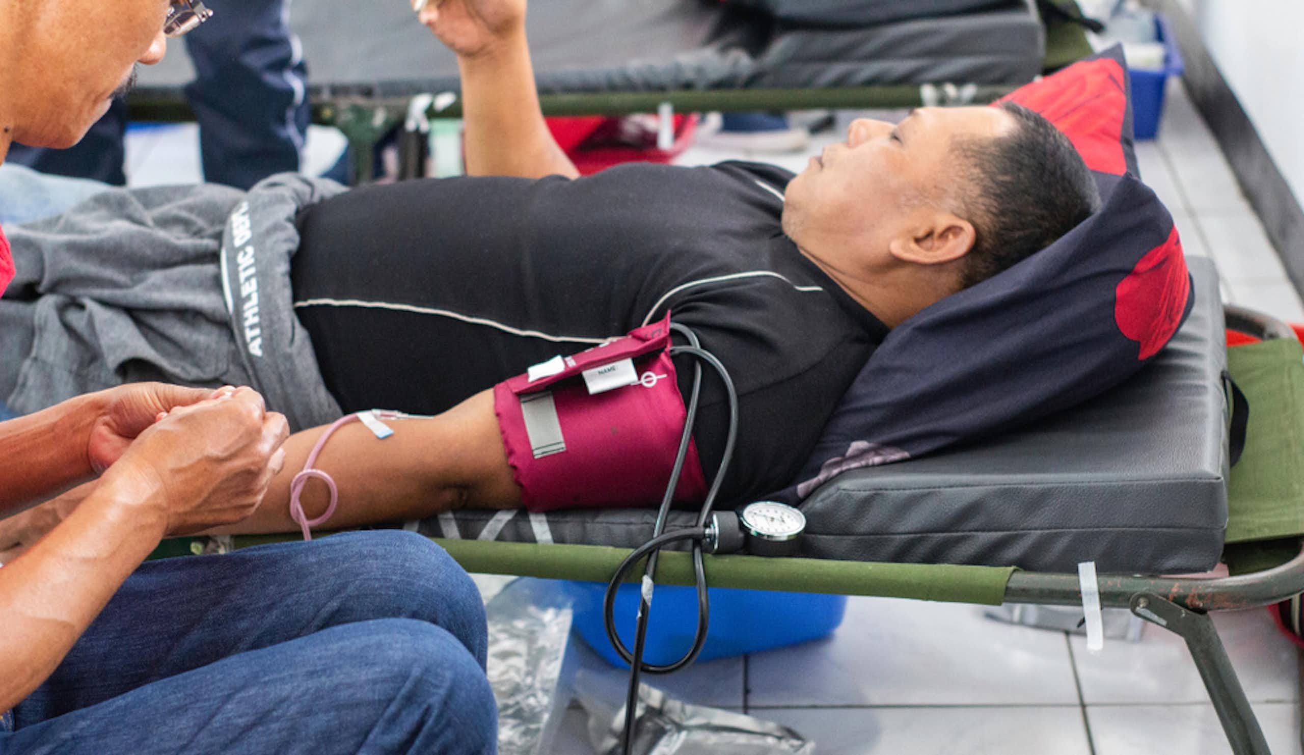 Setetes darah Anda bisa selamatkan nyawa: 6 tahap menarik terkait keamanan donor darah