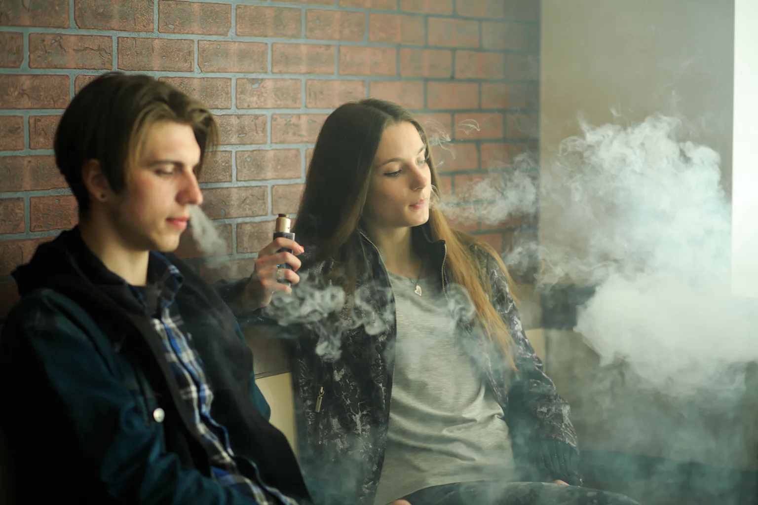 It's safest to avoid e-cigarettes altogether unless vaping is helping you quit smoking It's safest to avoid e-cigarettes altogether unless vaping is helping you quit smoking