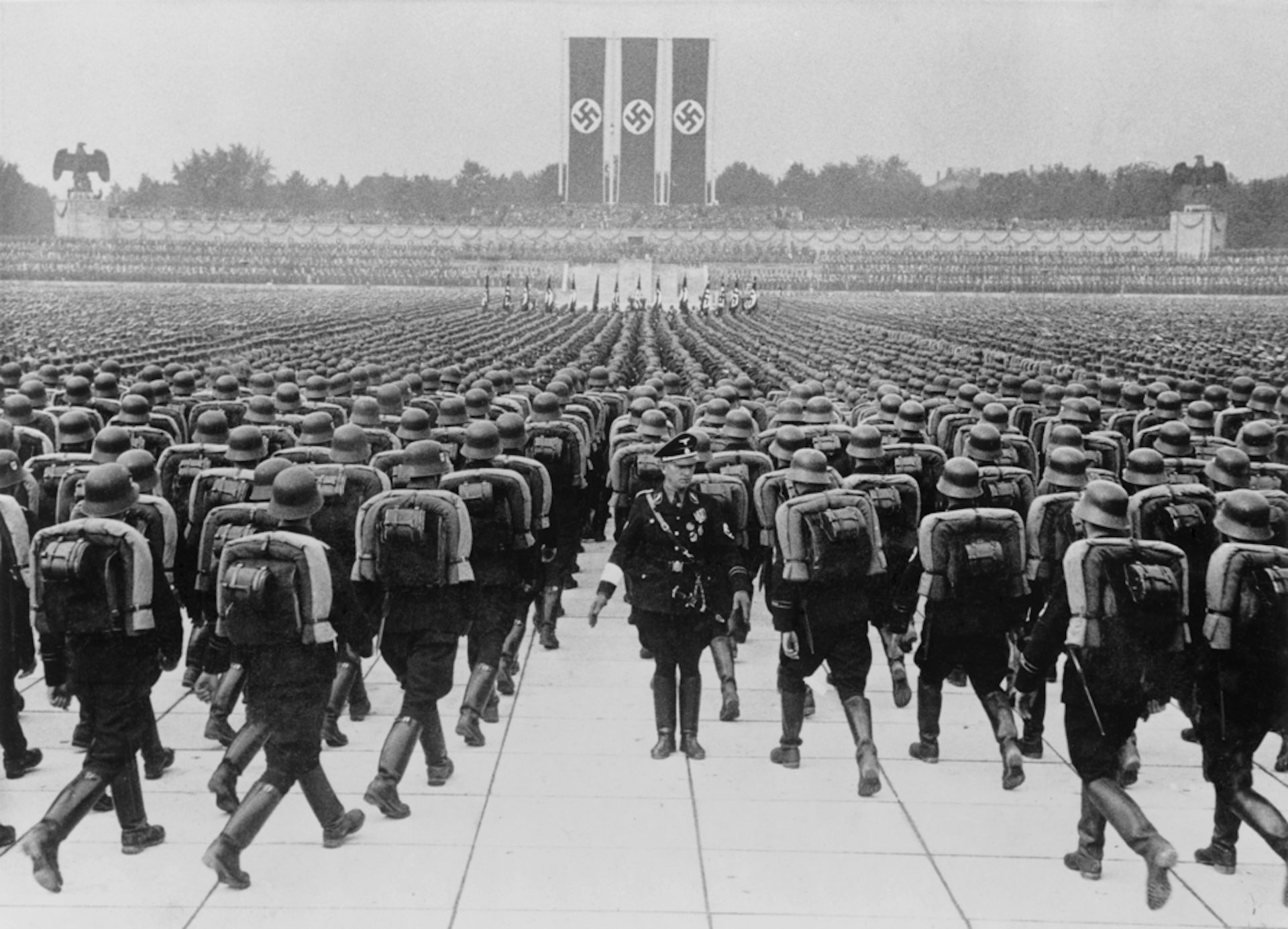 Rise And Fall In The Third Reich: Nazi Party Members And Social Advancement