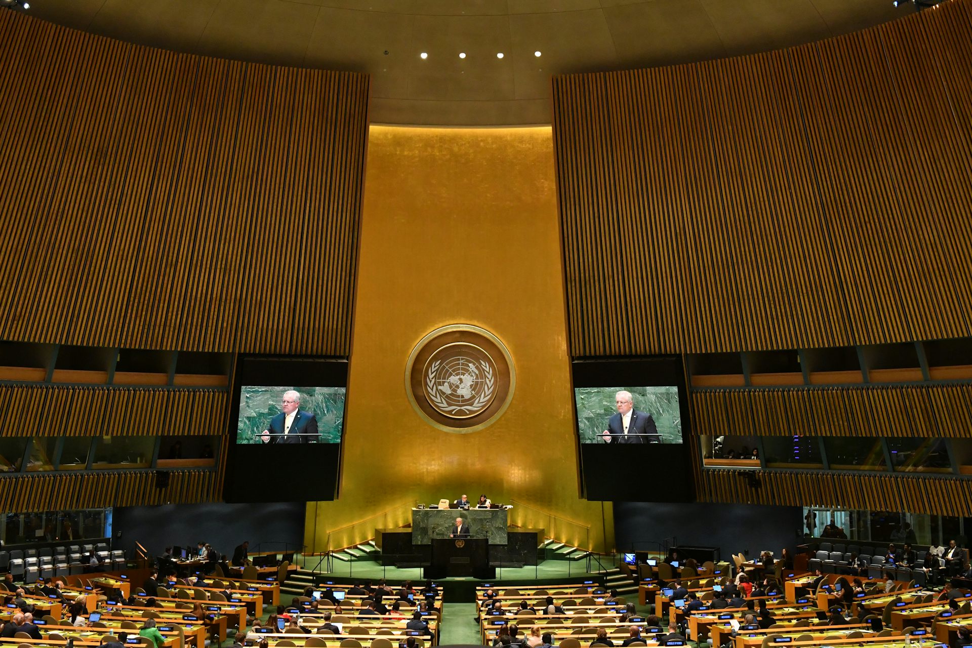 Defiant Scott Morrison tells the world Australia is 'doing our bit' on climate change