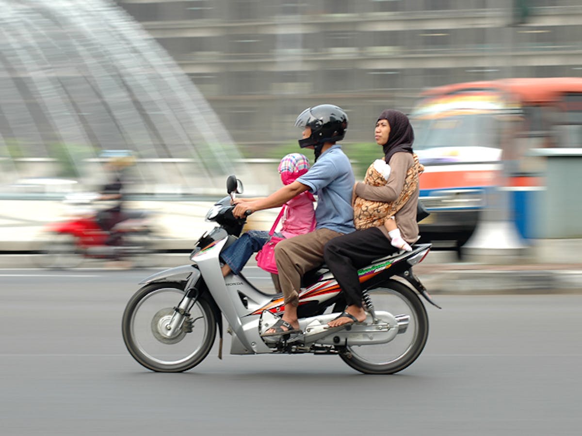 Riset Kematangan Pribadi Dan Pengendara Lain Jadi Penyebab Utama Pengendara Motor Langgar Lalu Lintas
