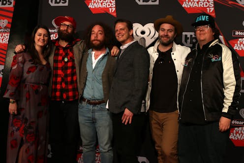 Téléchargement gratuit Images Une Chanson Qui En Dit Long Sur La Dualite Linguistique Au Canada dernière salutations