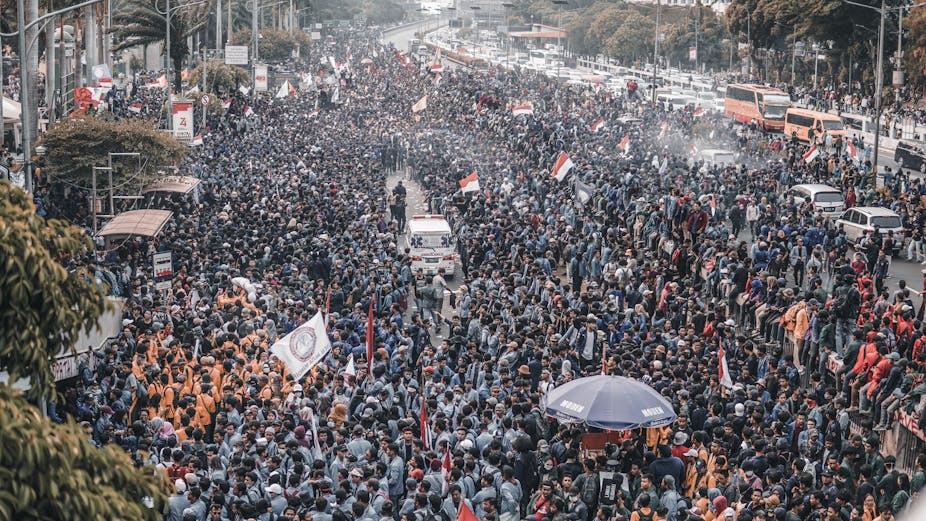 Contoh Kasus Ancaman Ideologi Di Indonesia Dan Cara