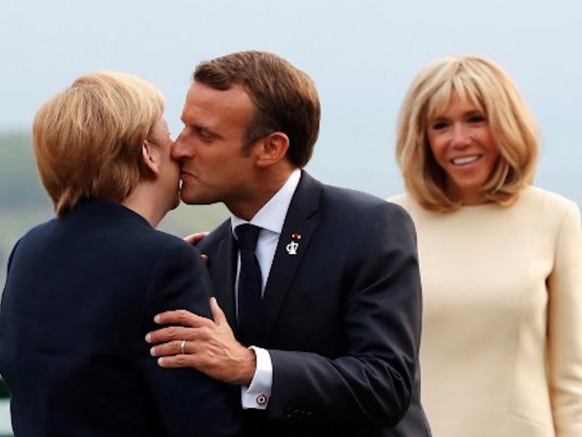 Which Cheek And How Many In France And Beyond A Kiss Isn T Just A Kiss