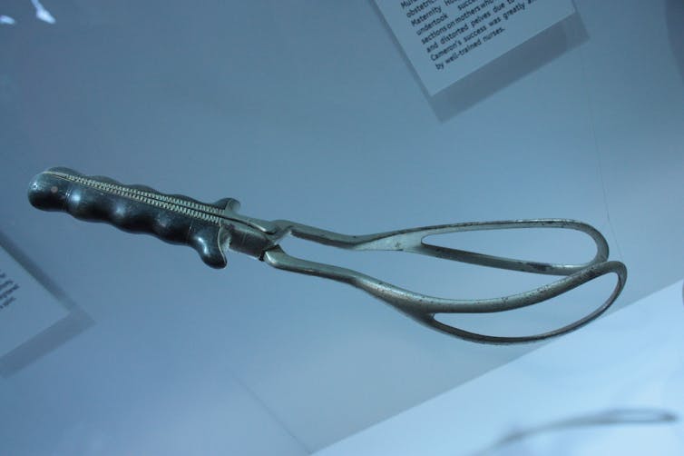 obstetric-forceps-for-delivering-a-baby