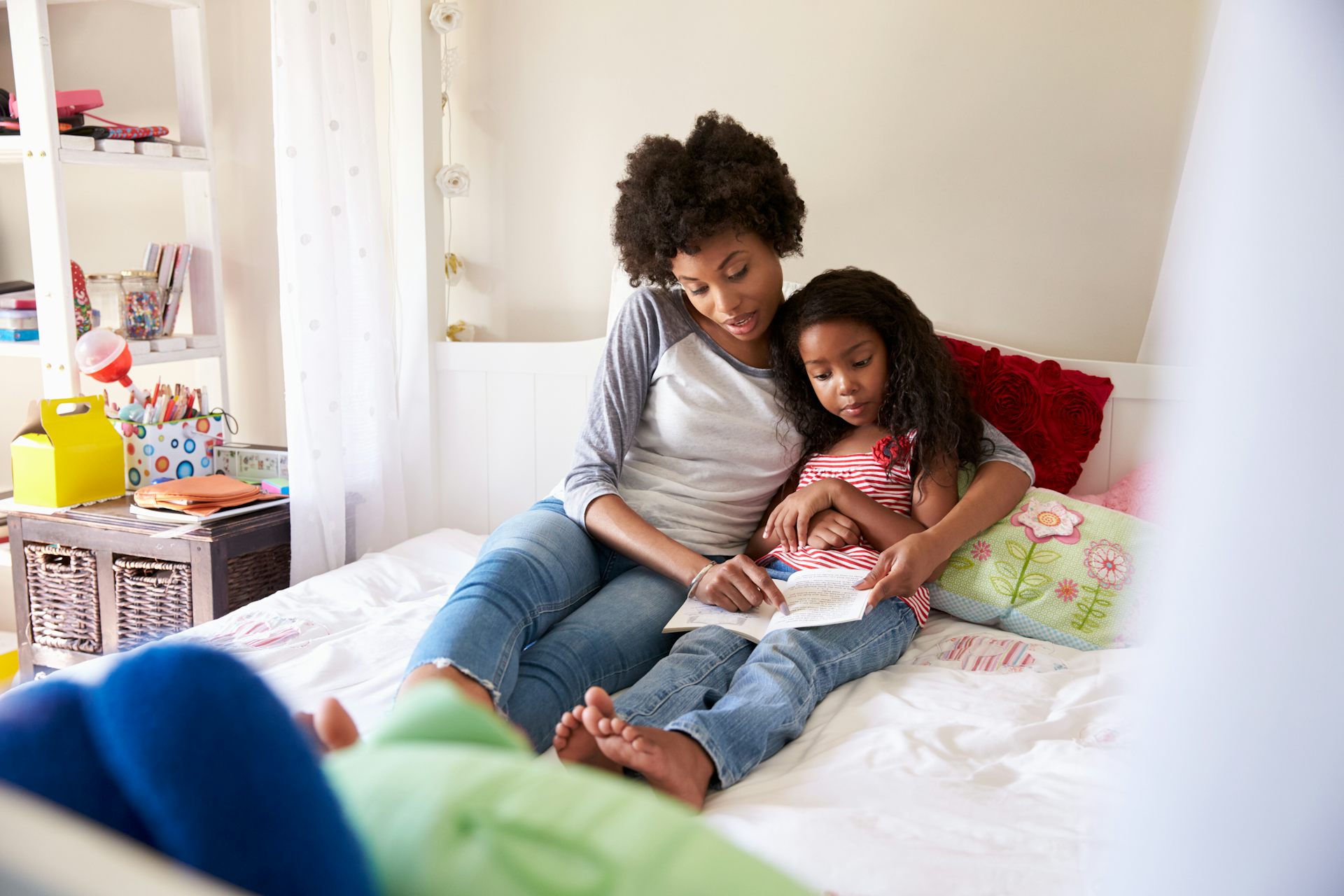 Fun With Rhymes And Word Play Helps Children Learn To Read