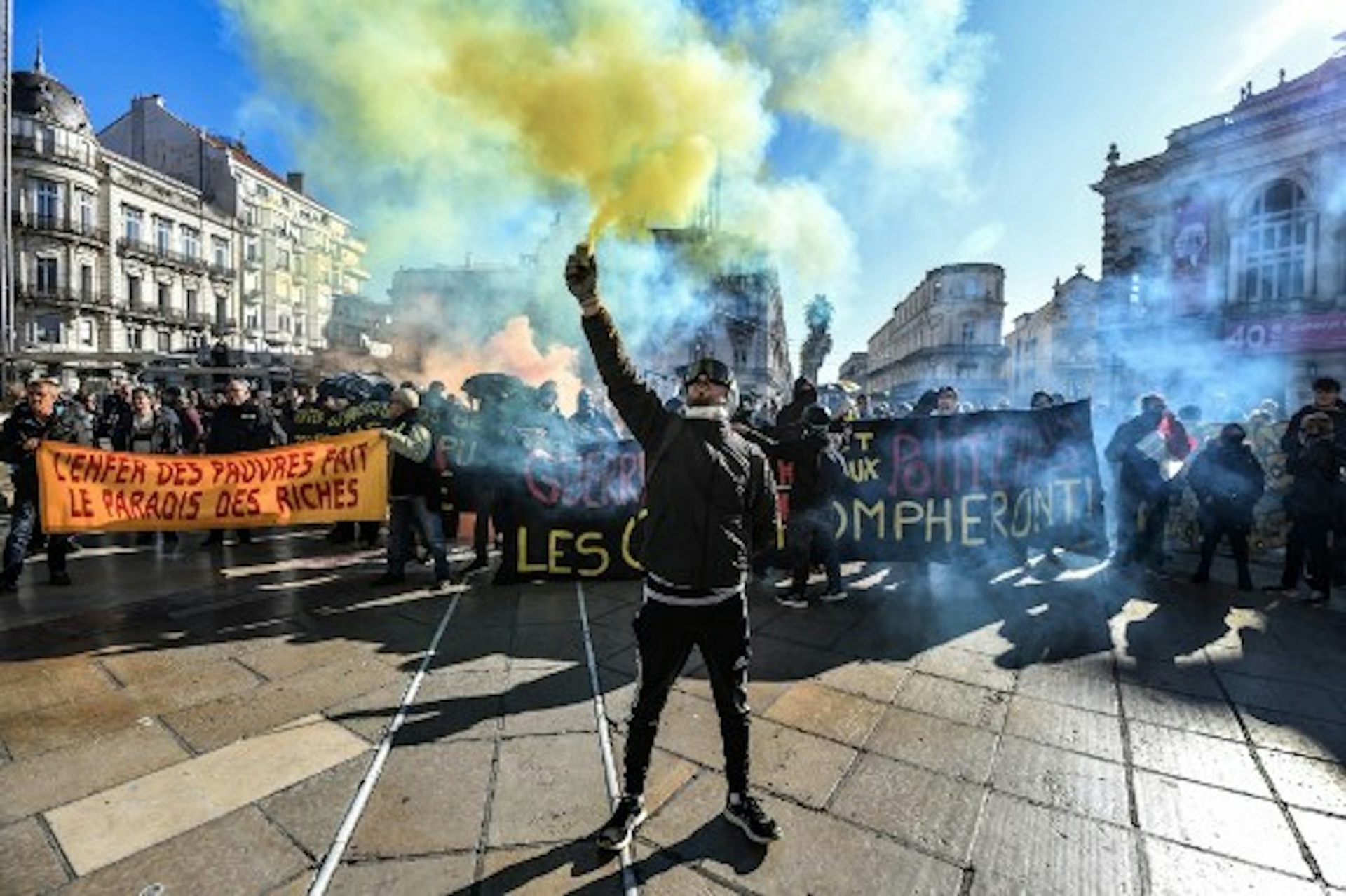 Gilets Jaunes Une Fracture Nord Sud