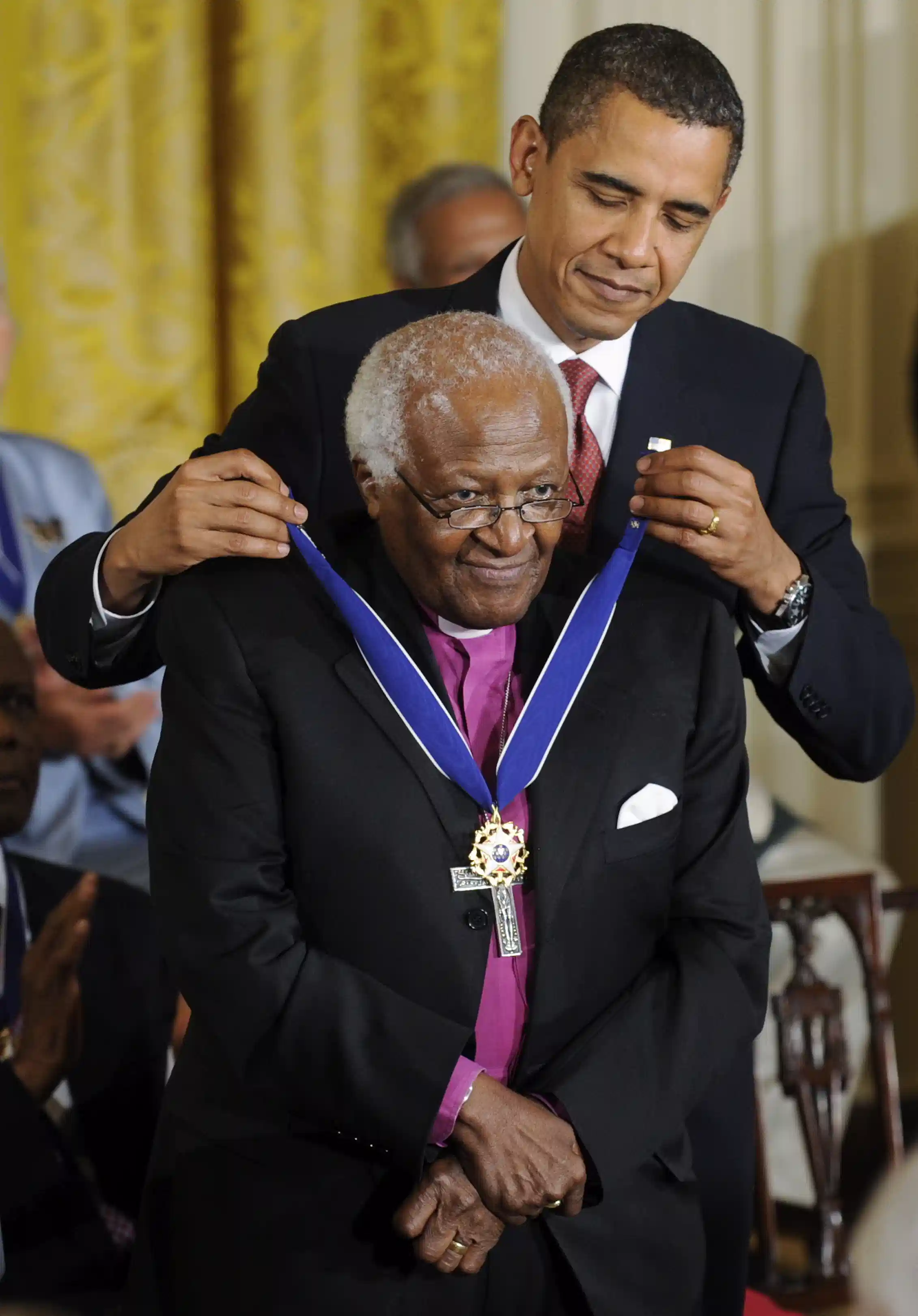 Adi s A Desmond Tutu Azote Del Apartheid Y S mbolo De Los Derechos adi-s-a-desmond-tutu-azote-del-apartheid-y-s-mbolo-de-los-derechos