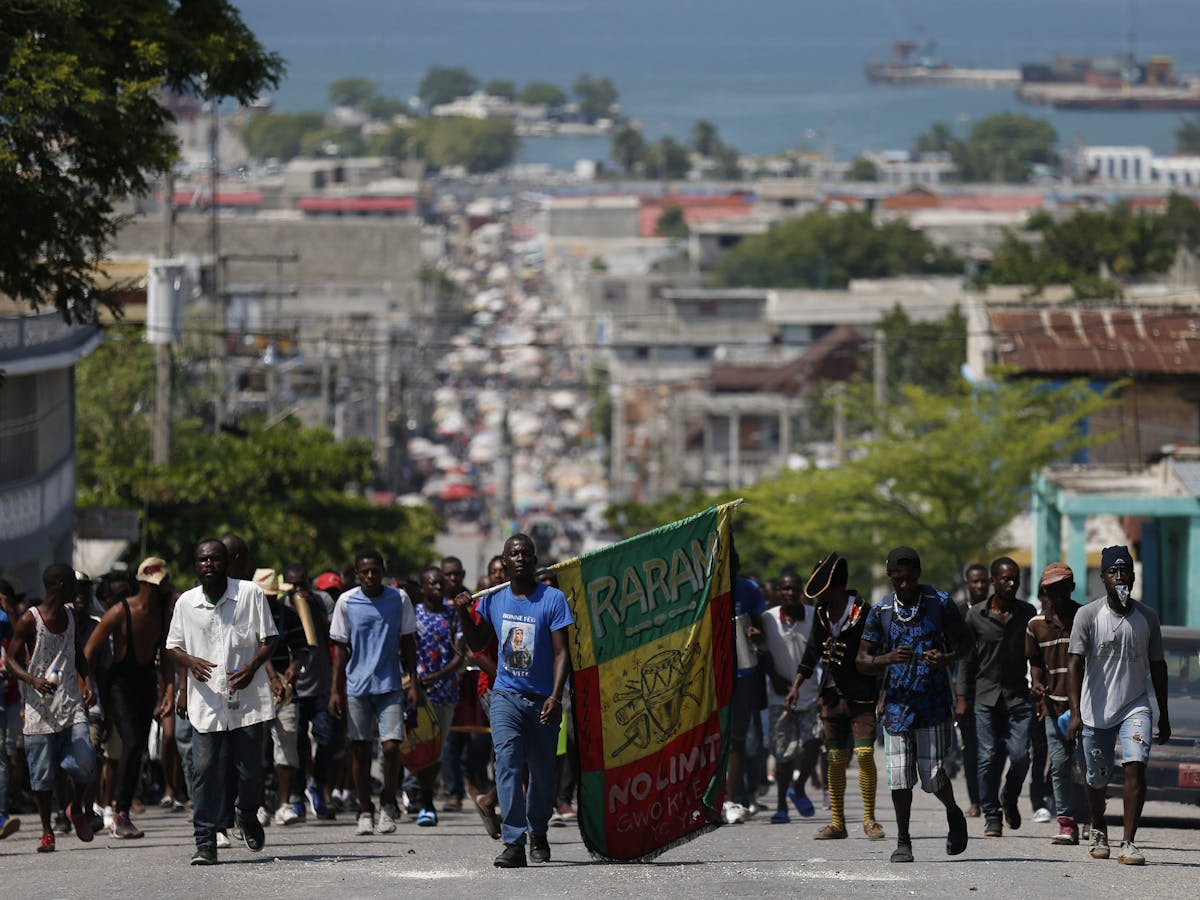 Crise En Haiti Le Salut Passe Par Une Administration