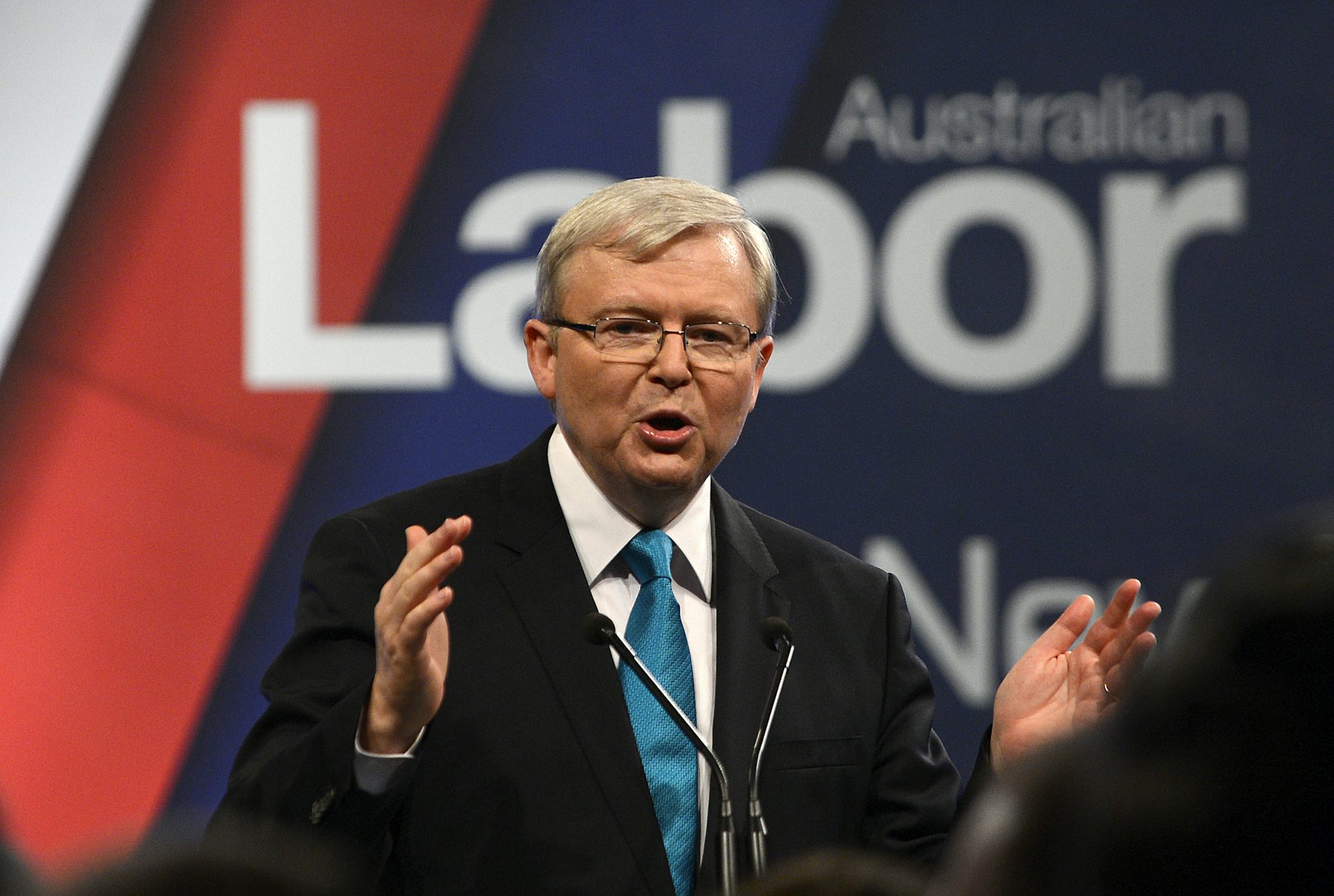 Rudd makes modest promises in jobscentered launch
