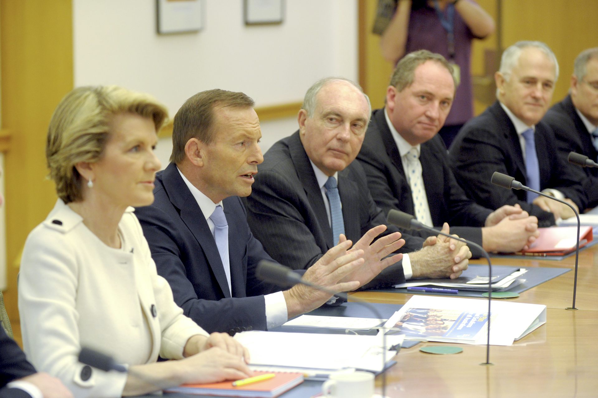 Minority government likely to continue after Saturday