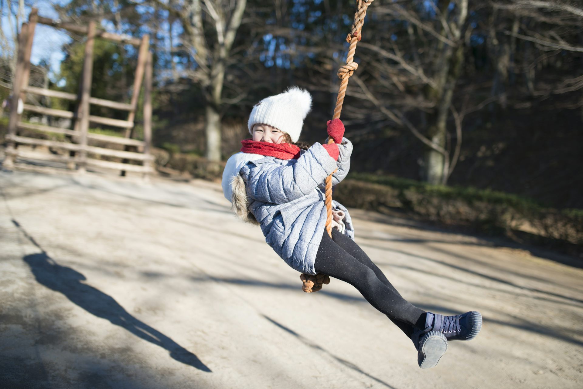 active play swing car