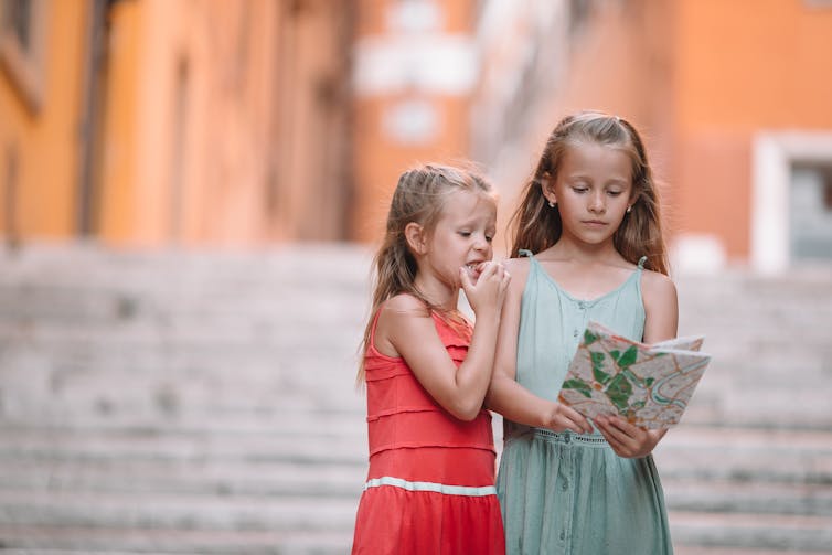 New cultures, new experiences: 4 ways to keep kids learning while travelling