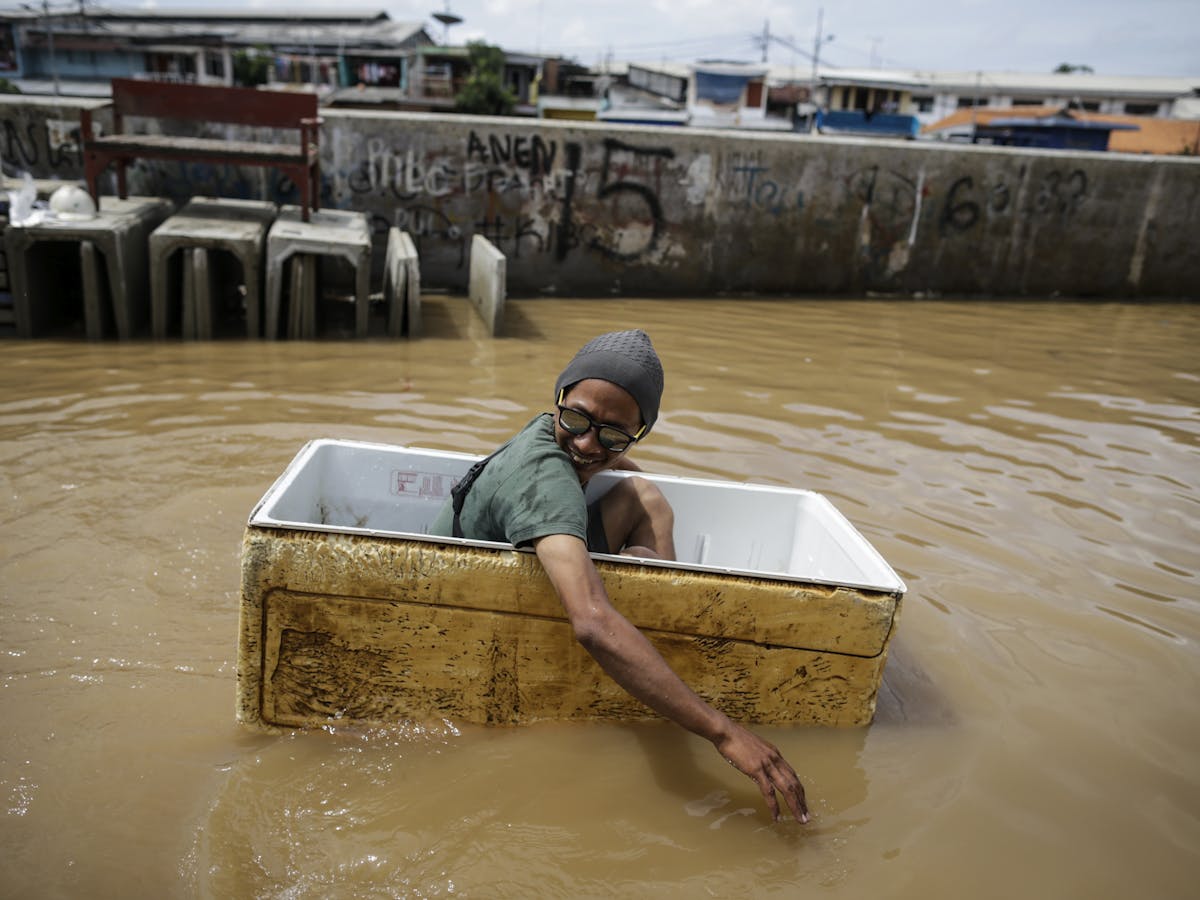 Jakarta's flood costs will increase by up to 400% by 2050, research shows