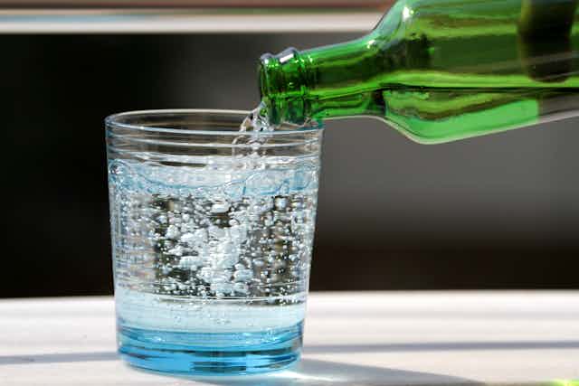 L'eau pétillante est-elle bonne pour la santé ?