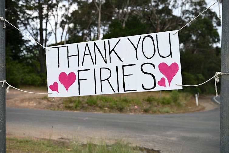 Australia's special dependency on volunteers to battle bushfires