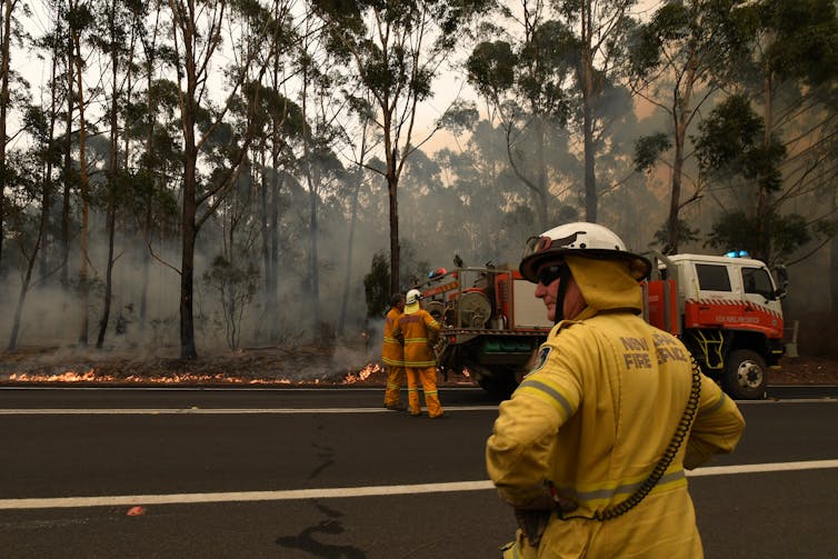 Out of control, contained, safe? Here's what each bushfire status actually means