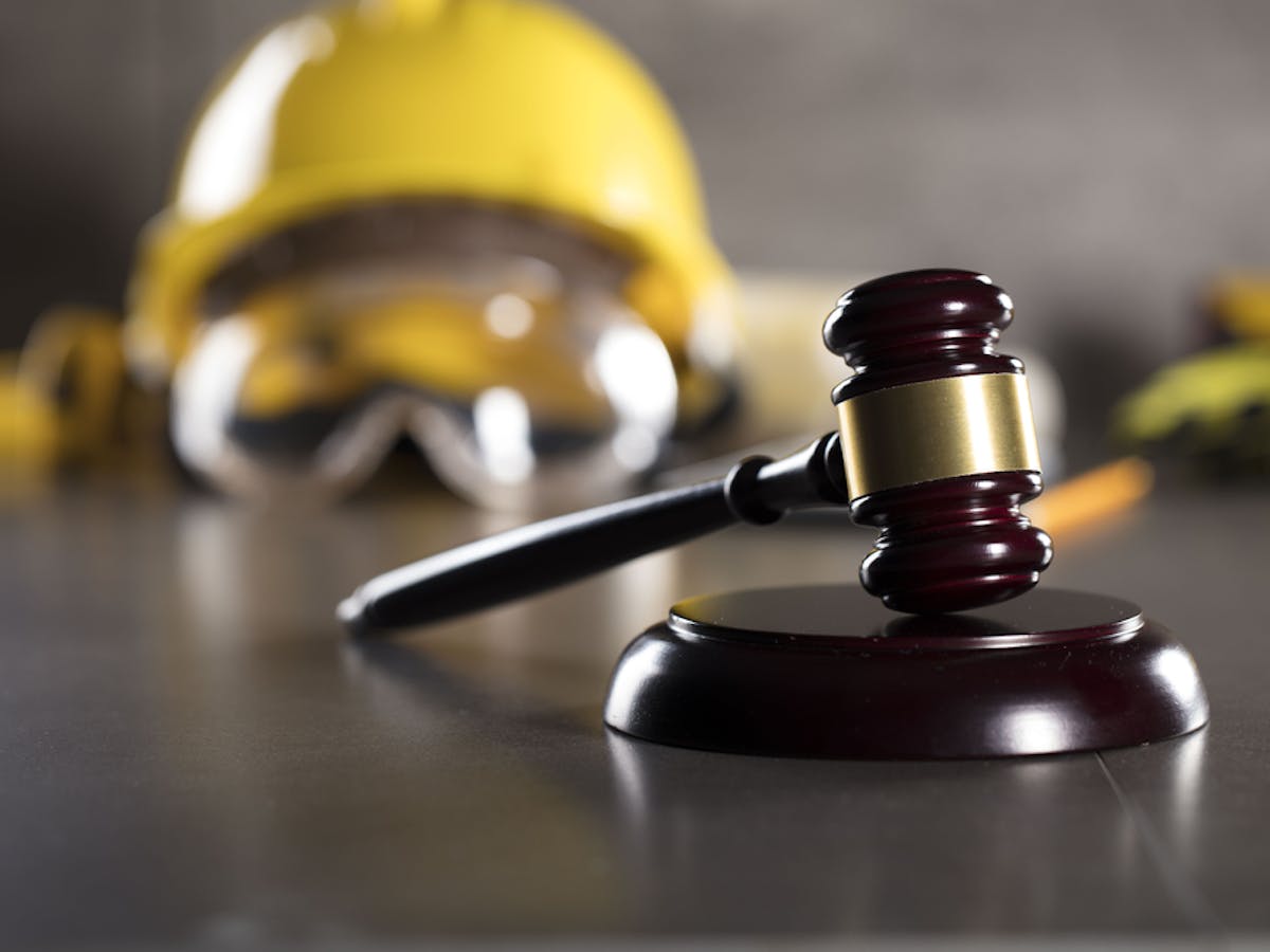 Dua Masalah Hukum Dalam Penyusunan Ruu Omnibus Law Cipta Lapangan Kerja