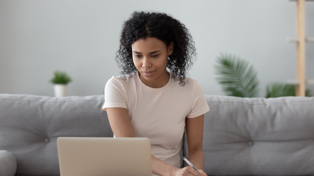 Is Online Education Right For You 5 Questions Answered