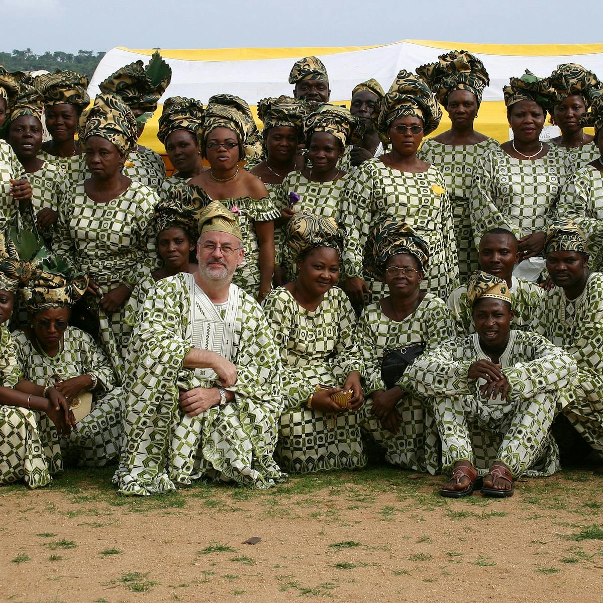 Nigeria S Tradition Of Matching Outfits At Events Has A Downside