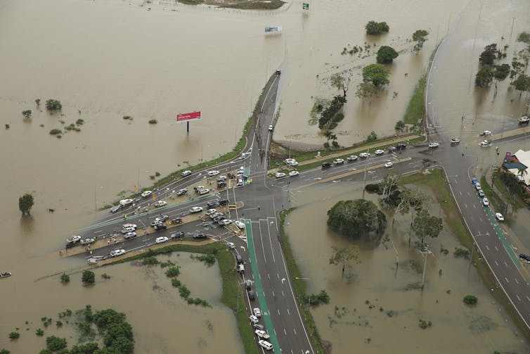 Heavy rains are great news for Sydney's dams, but they come with a big caveat