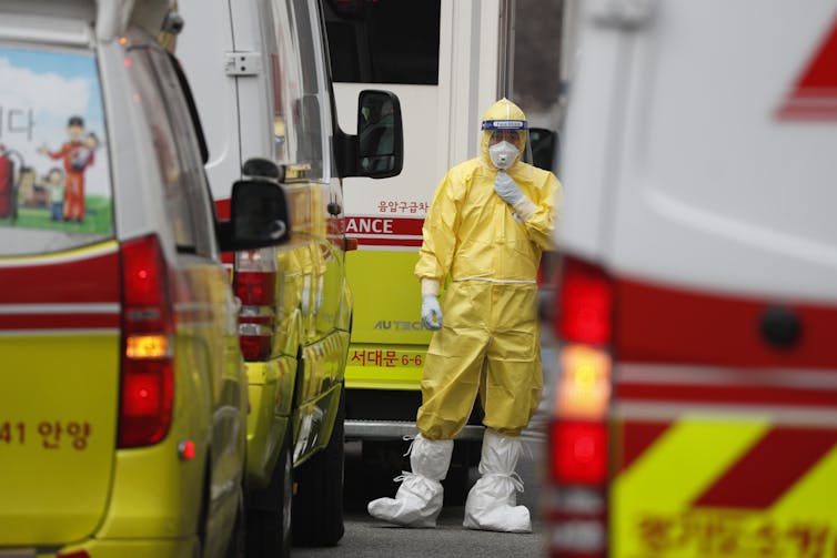 There's no evidence the new coronavirus spreads through the air – but it's still possible