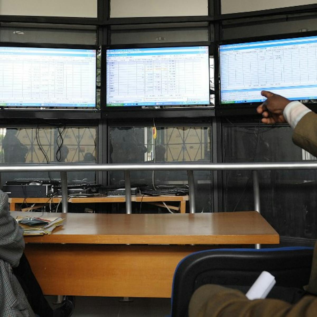 La Bourse Regionale Des Valeurs Mobilieres Instrument Majeur