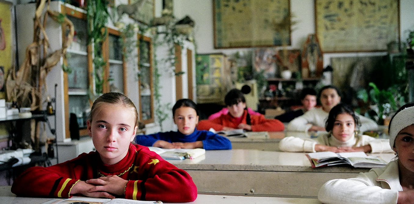 High achieving students are better off in worse schools