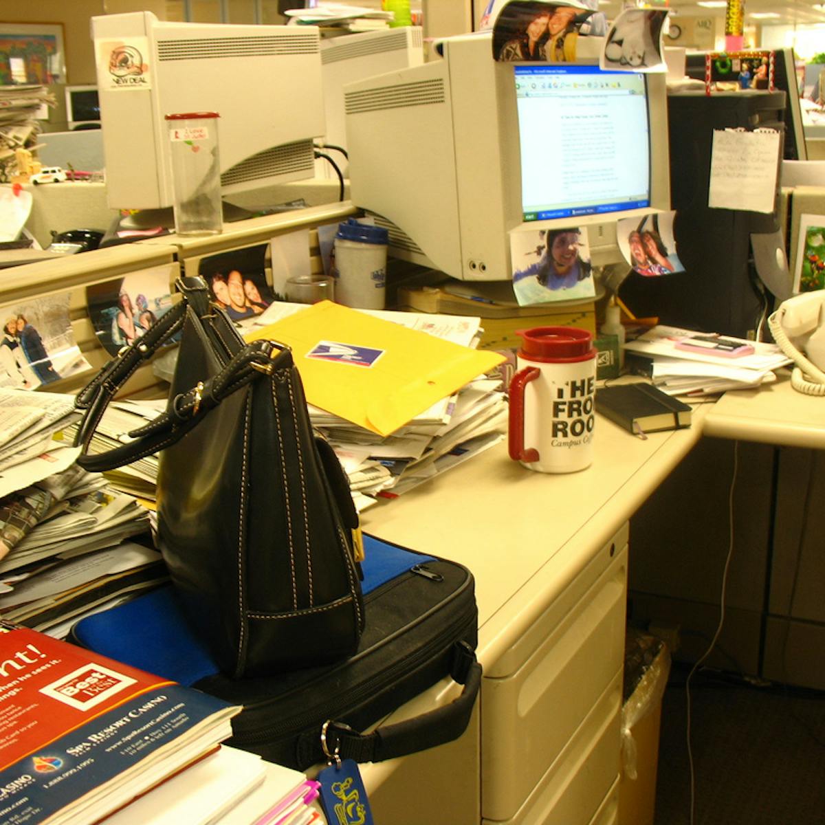 Mess Or Nest Do Clean Desk Policies Really Help Us Work Better