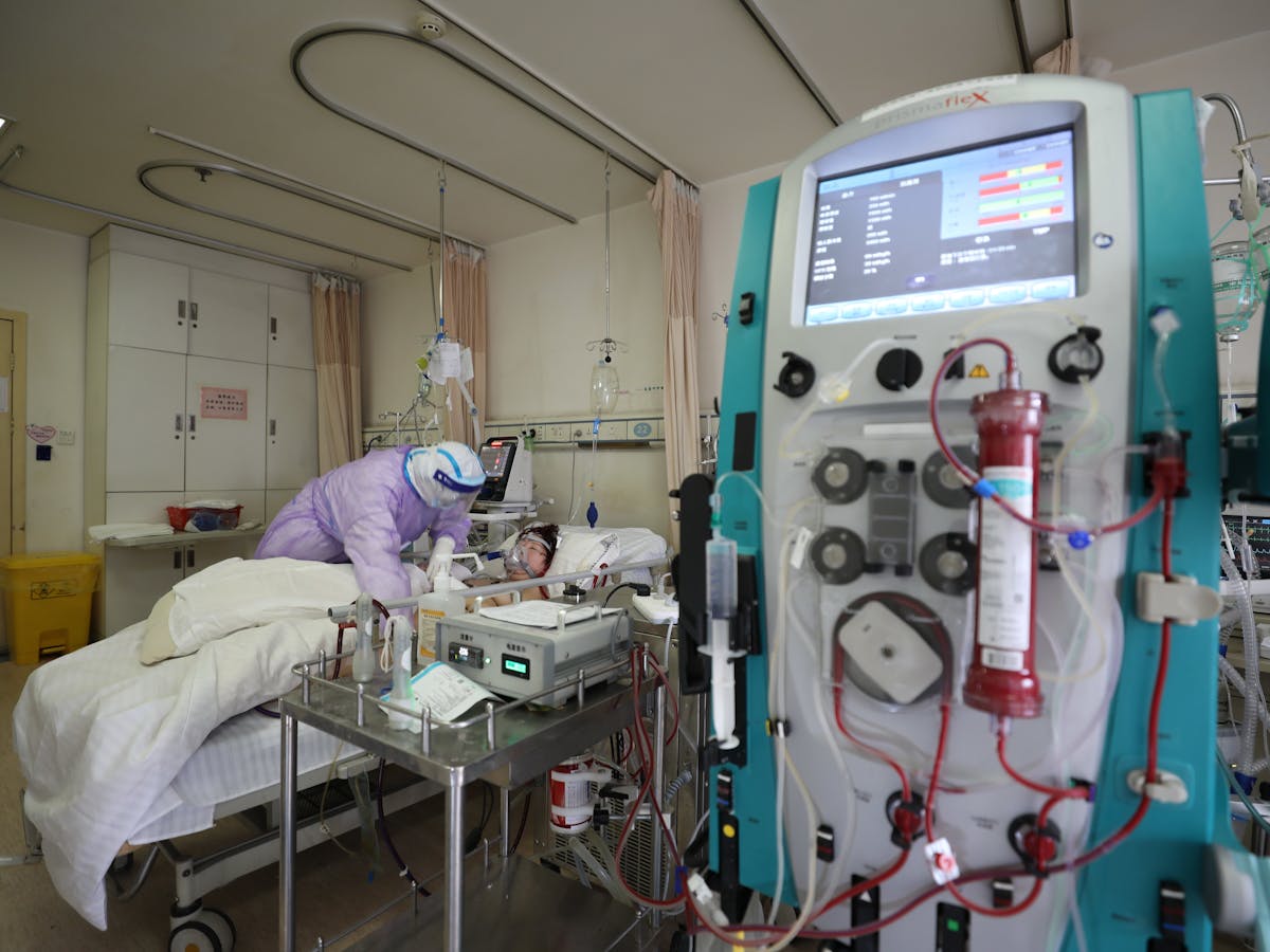 How Are The Most Serious Covid 19 Cases Treated And Does The Coronavirus Cause Lasting Damage How Are The Most Serious Covid 19 Cases Treated And Does The Coronavirus Cause Lasting Damage