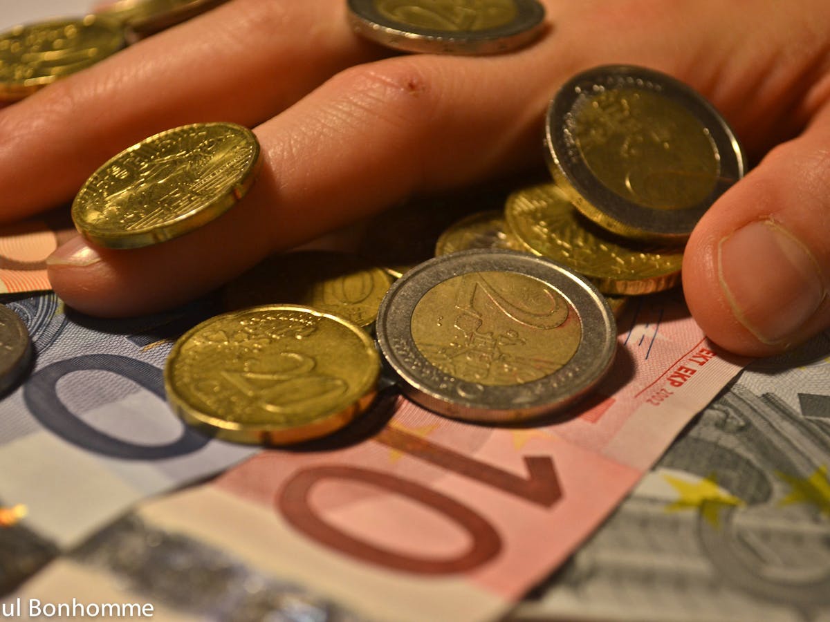 L Helicoptere Monetaire Un Outil De Lutte Contre Les Inegalites