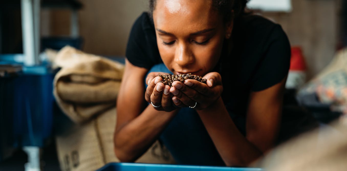 Is the loss of your sense of smell and taste an early sign of COVID-19? Is the loss of your sense of smell and taste an early sign of COVID-19?