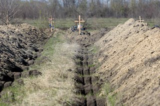 Overloaded Morgues Mass Graves And Infectious Remains How Forensic Pathologists Handle The Coronavirus Dead