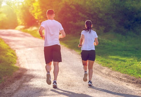How to keep a coronavirus-safe distance when you're jogging or cycling