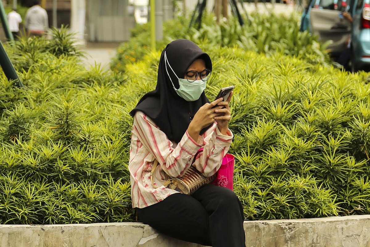 Analisis Pentingnya Literasi Digital Yang Kritis Di Tengah Gempuran Misinformasi Pandemi