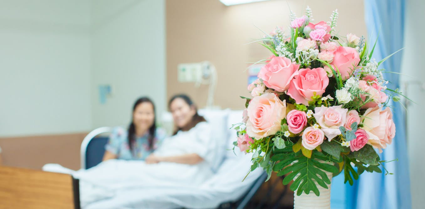 Букет цветов в больнице