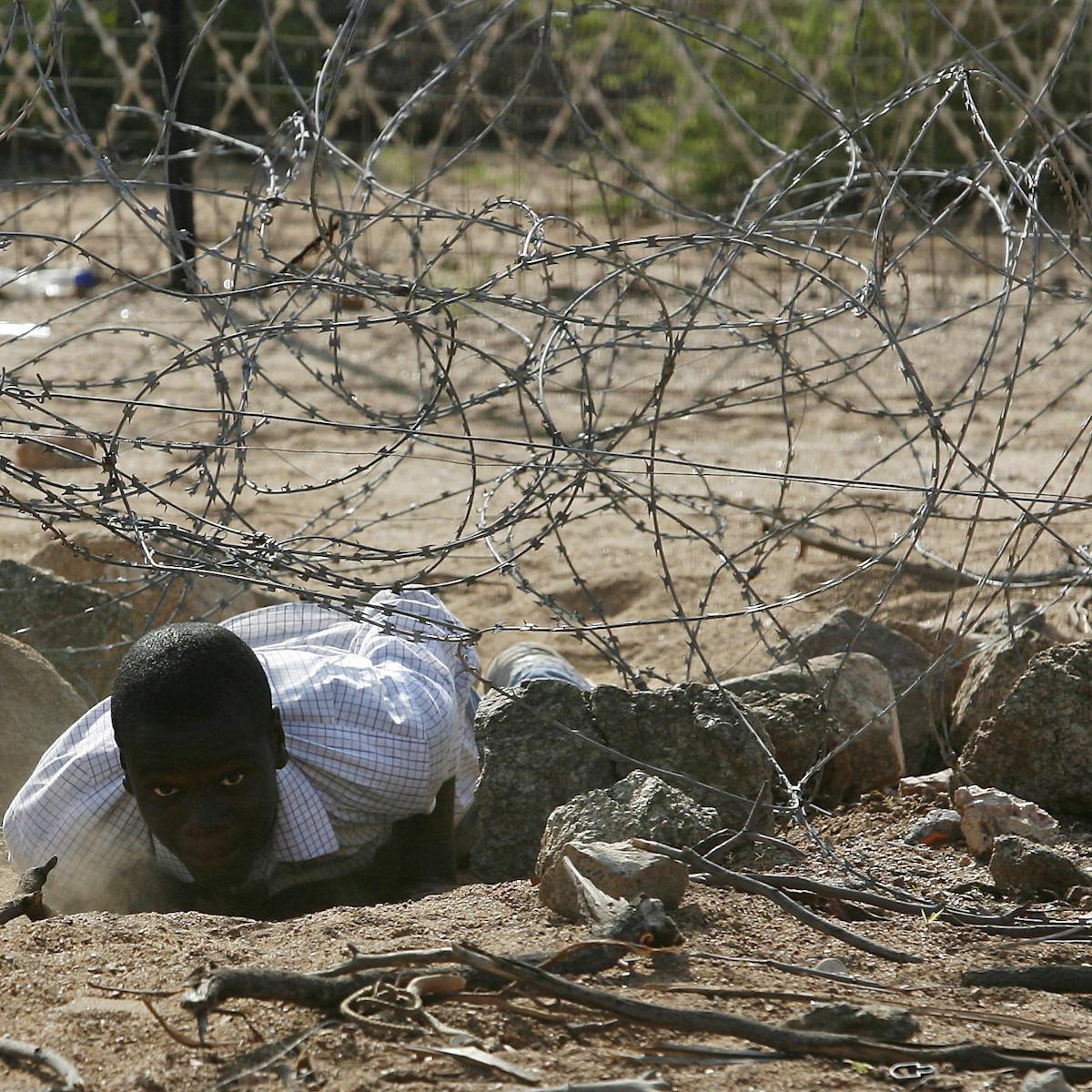 Get Southern Africa S Porous Borders Pose A Problem For Containing The For Android Get Wallpaper Southern Africa S Porous Borders Pose A Problem For Containing The For Android