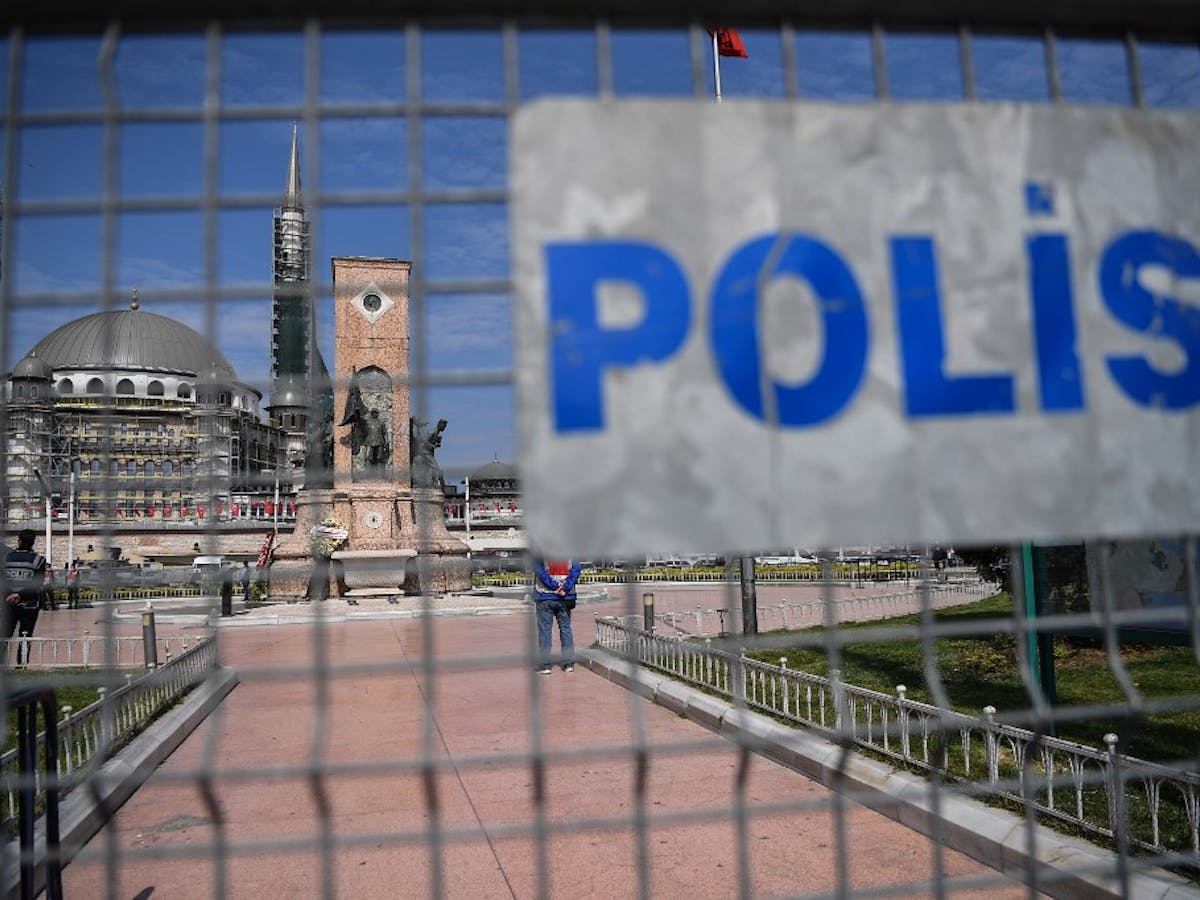Covid 19 En Turquie Une Reaction Autoritaire Qui Donne La
